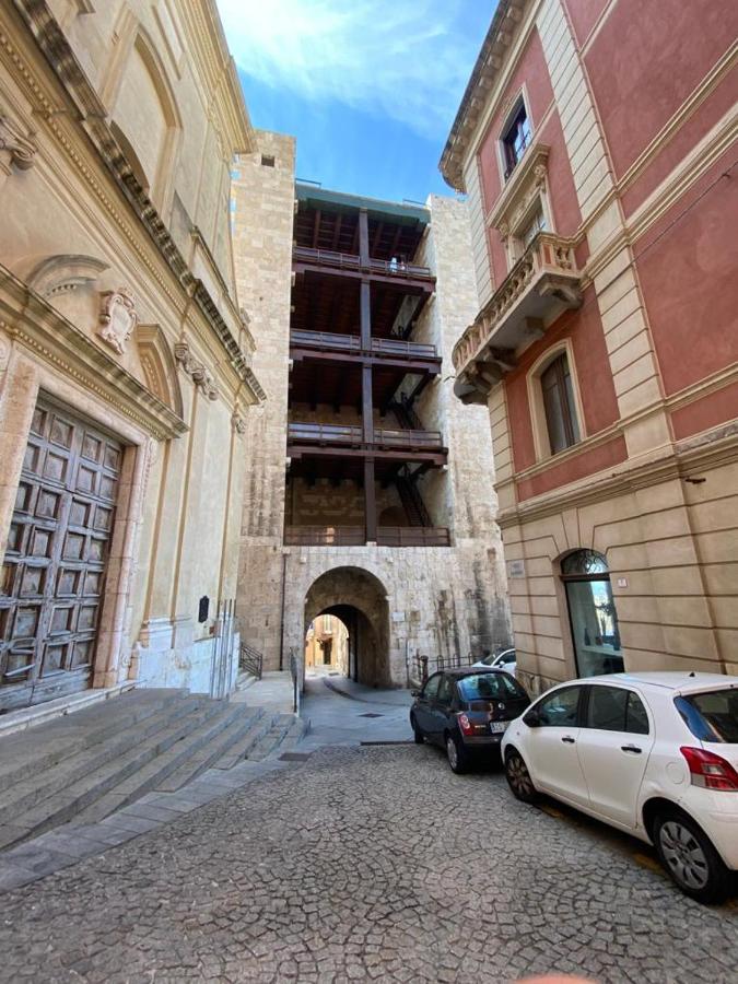 Cuore Del Centro Storico Cagliari Ngoại thất bức ảnh